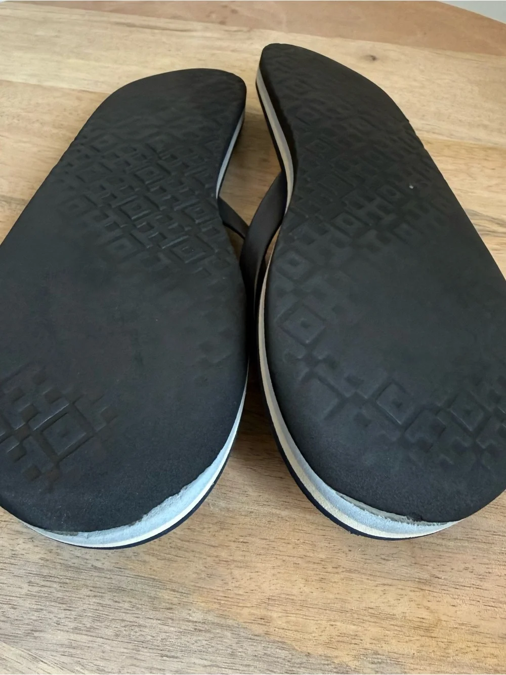 Tory Burch Logo Navy Blue Rubber Flip Flops Size 6